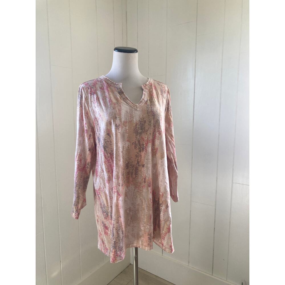 Belle Pink Splashy Print Stretch Pullover, Size L